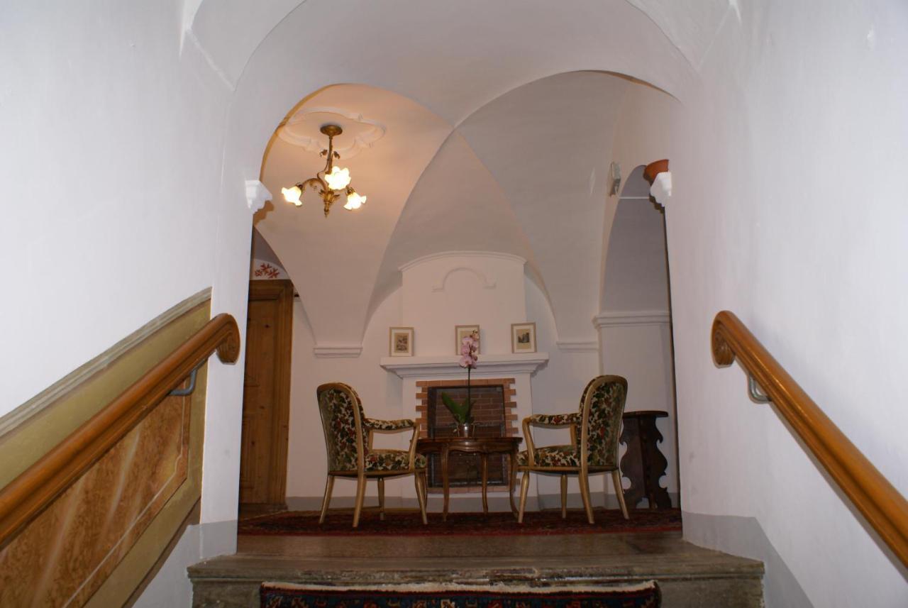 Historisches Hotel Piz Ela Bergün Esterno foto