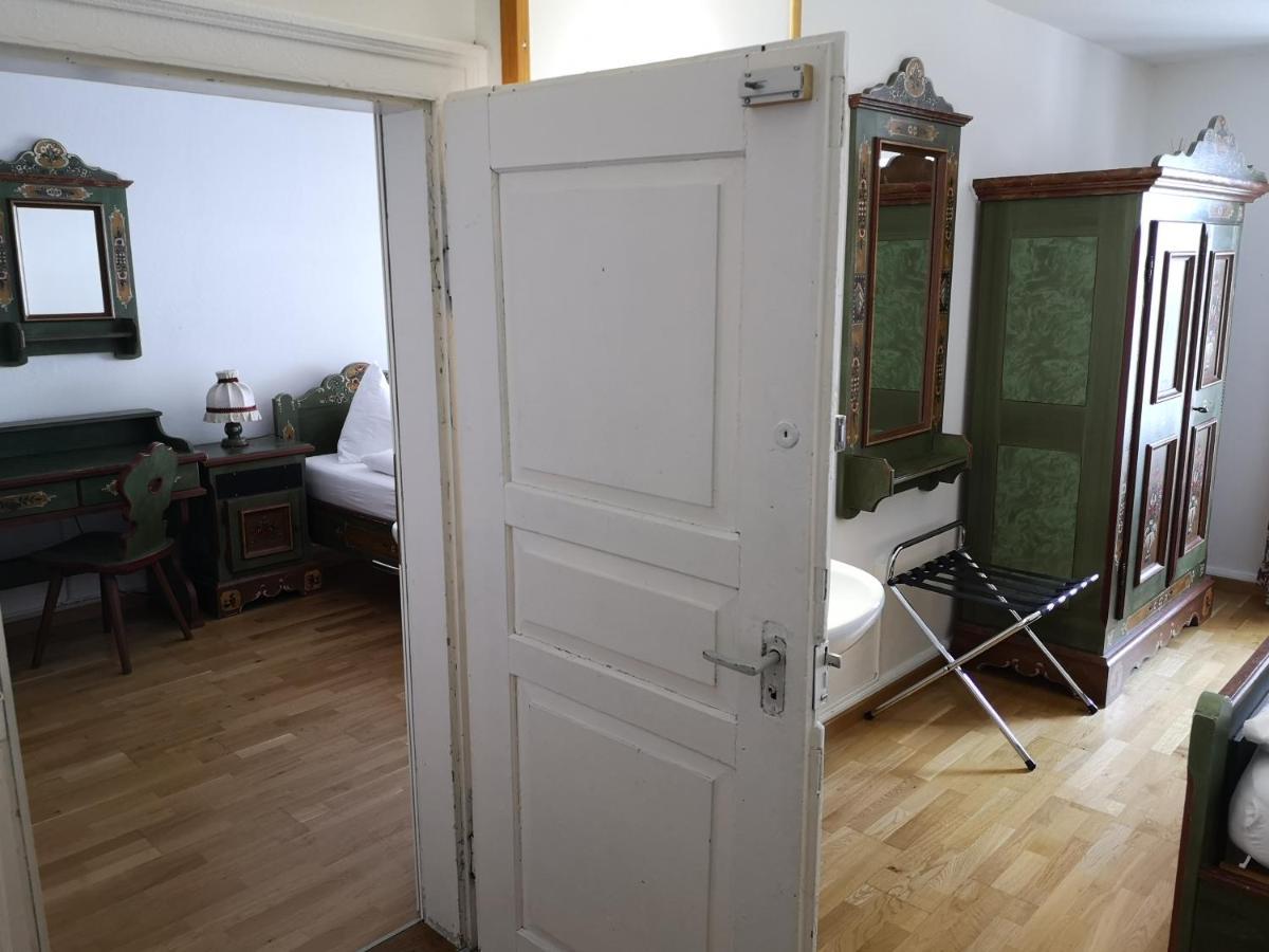 Historisches Hotel Piz Ela Bergün Esterno foto