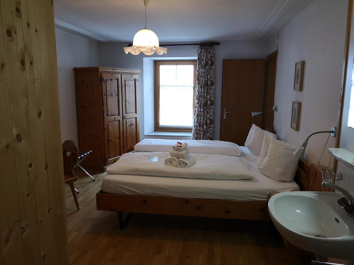 Historisches Hotel Piz Ela Bergün Esterno foto